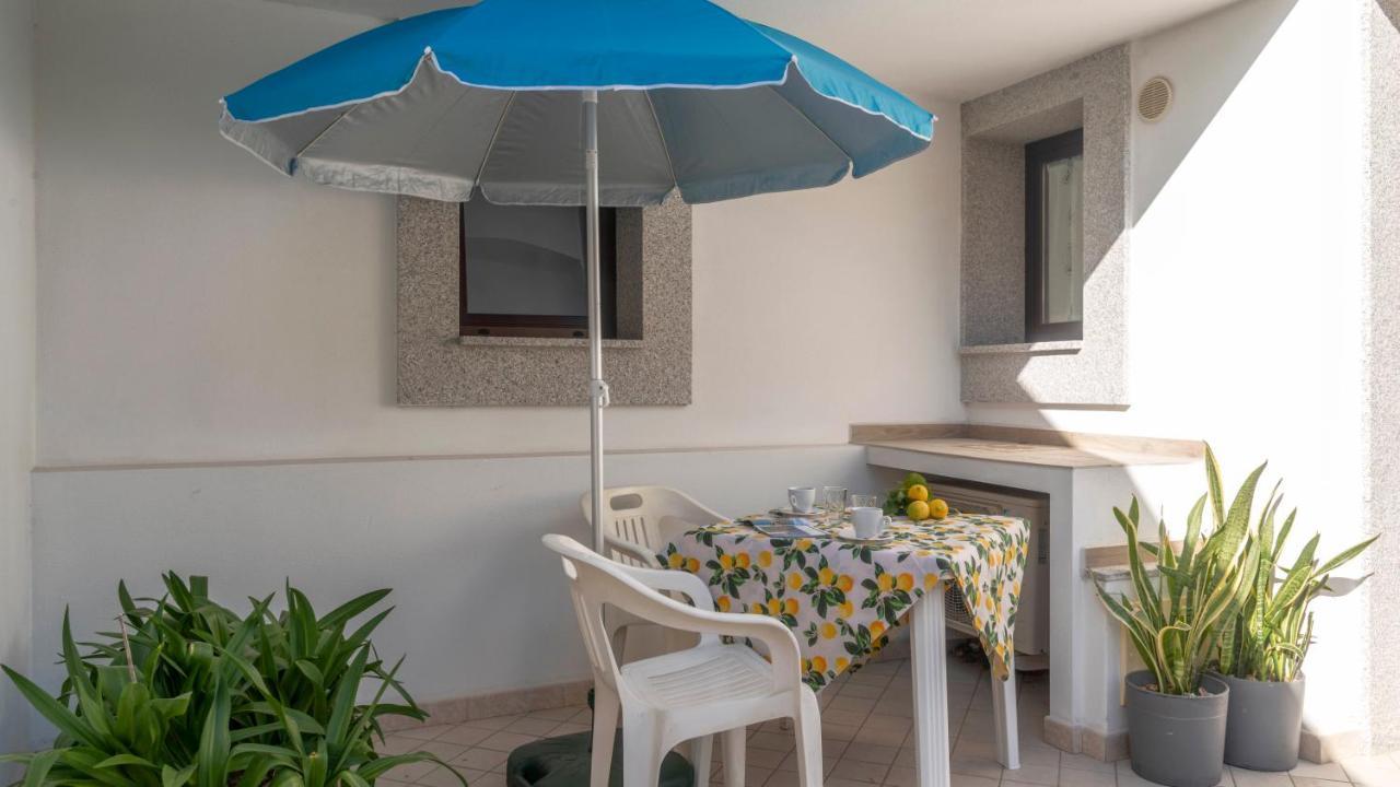 Casa Dei Lecci - Cala Gonone Apartamento Exterior foto